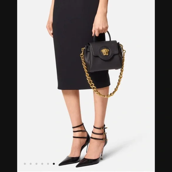 Versace Medusa Hand Bag - Picture 2 of 5